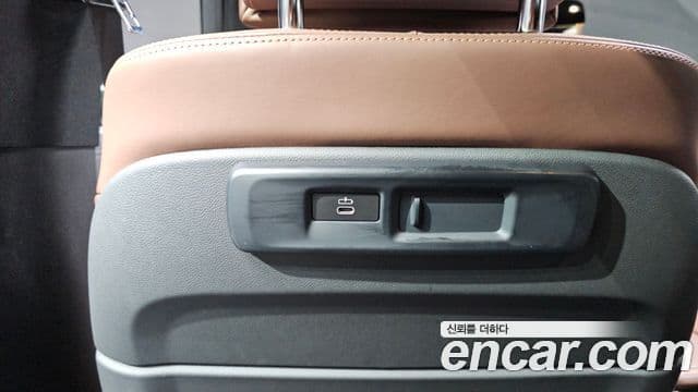 BMW X6 2023 — Photo 30/36