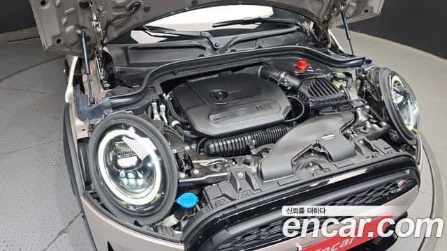 Mini Cooper S 2022 — ფოტო 6/20