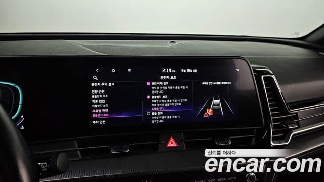 Kia Sportage 2021 — ფოტო 18/20