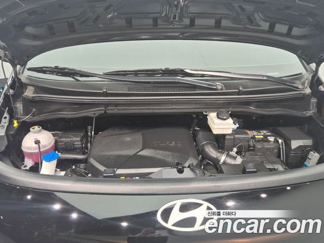 Hyundai Staria 2025 — Şəkil 18/20