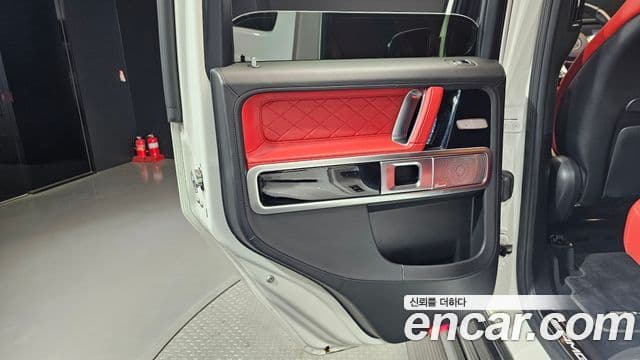 Mercedes-Benz G-Class 2020 — Photo 11/31