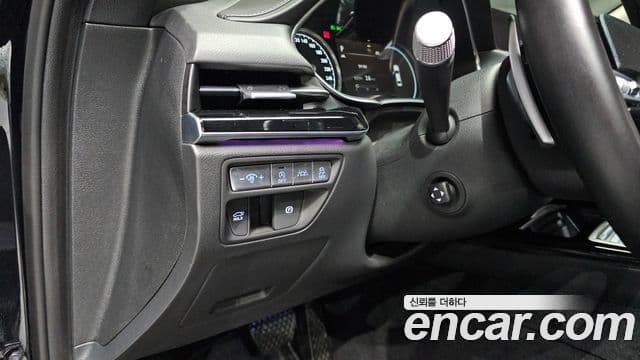 Genesis Electrified G80 2020 — ფოტო 17/20