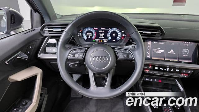 Audi A3 2023 — Şəkil 13/20