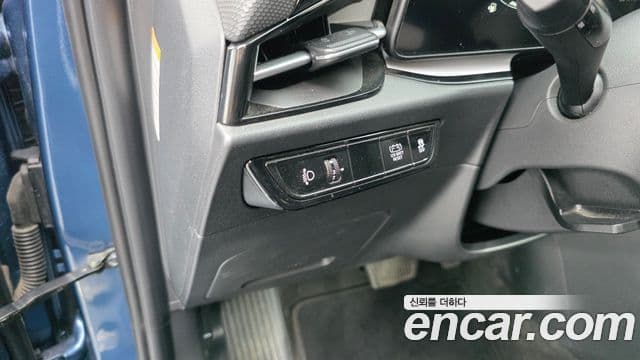 Kia Niro 2022 — Фото 12/20