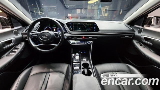 Hyundai Sonata 2022 — ფოტო 7/20