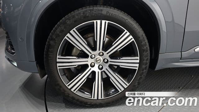 Volvo XC90 2021 — фото 5 из 20