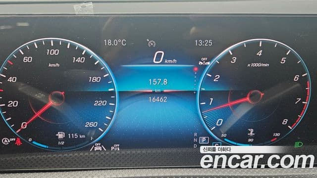Mercedes-Benz A-Class 2023 — ფოტო 4/17