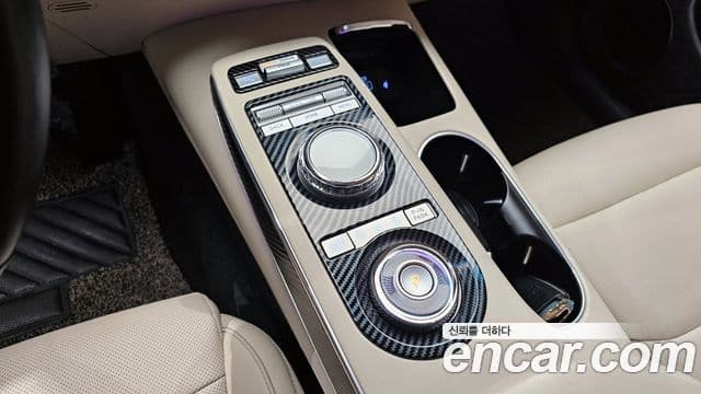 Genesis GV70 2021 — ფოტო 9/20