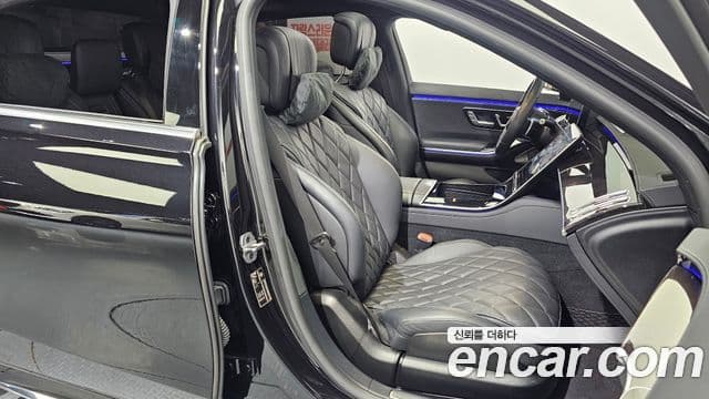 Mercedes-Benz S-Class 2021 — Photo 10/38