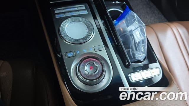 Genesis Electrified G80 2020 — ფოტო 9/20