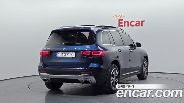 Mercedes-Benz GLB-Class 2021 — фото 2 из 20