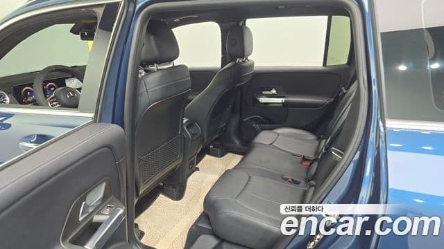 Mercedes-Benz GLB-Class 2021 — фото 11 из 20