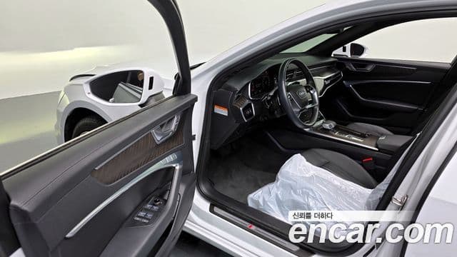 Audi A6 2021 — Şəkil 10/20