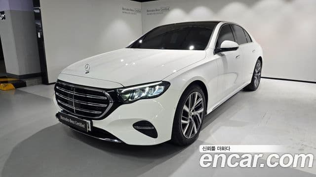 Mercedes-Benz E-Class 2025 — Фото 20/20
