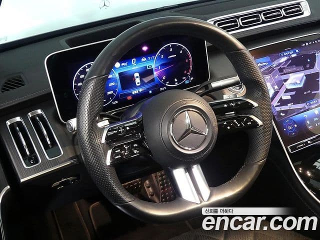 Mercedes-Benz S-Class 2021 — Photo 12/20