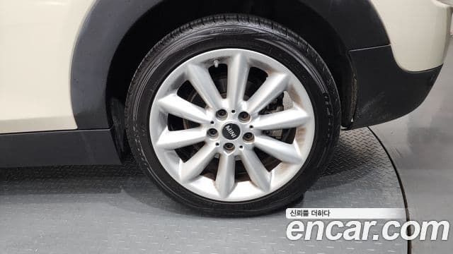 Mini Cooper Clubman 2022 — Photo 20/32
