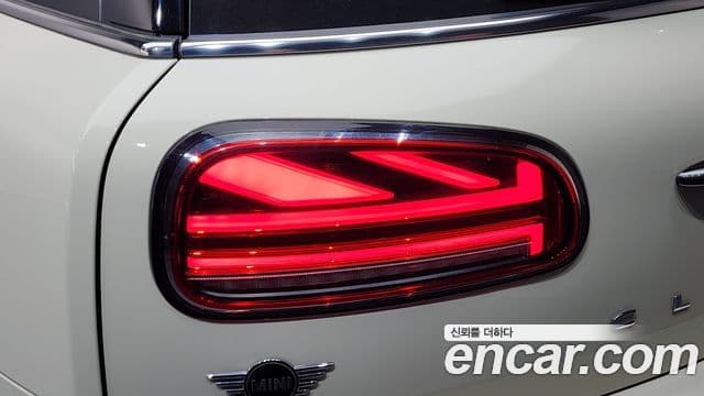 Mini Cooper Clubman 2022 — Photo 26/32