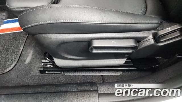 Mini Cooper Clubman 2022 — Photo 8/32