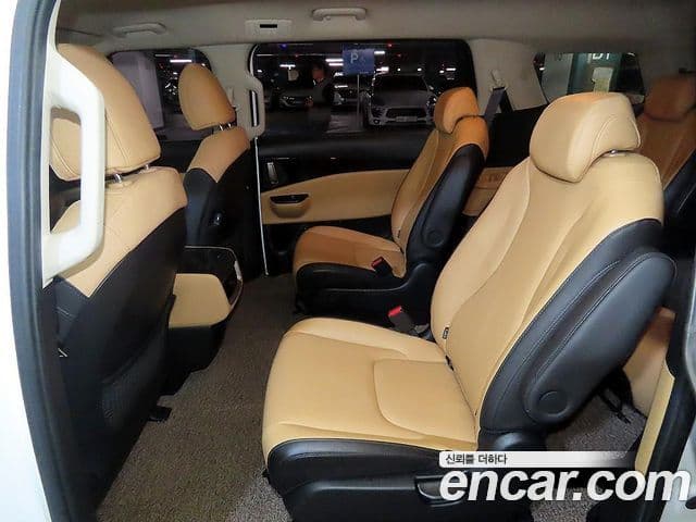 Kia Carnival 2022 — Фото 7/20