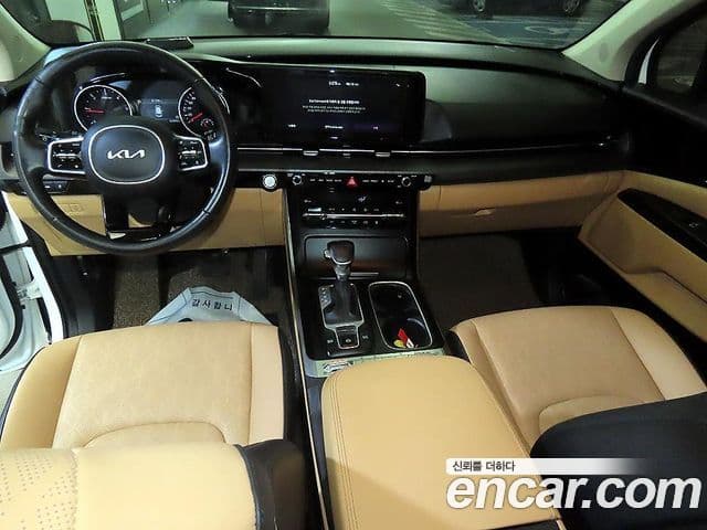 Kia Carnival 2022 — Фото 10/20