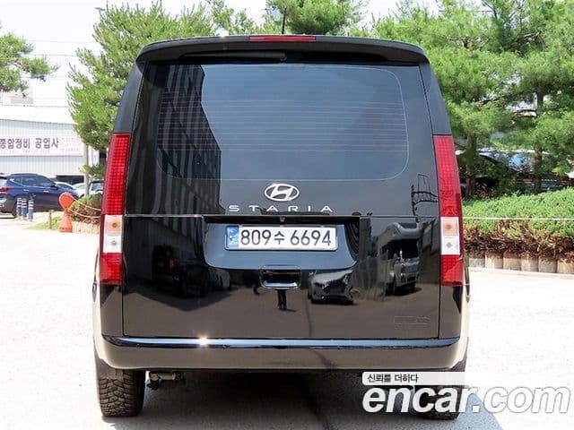 Hyundai Staria 2022 — Şəkil 3/20