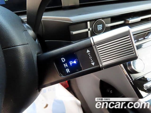 Hyundai Santa Fe 2024 — Şəkil 11/20