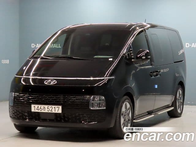 Hyundai Staria 2023 — ფოტო 20/20