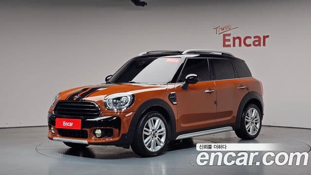 Mini Cooper Countryman 2018 — Şəkil 10/35