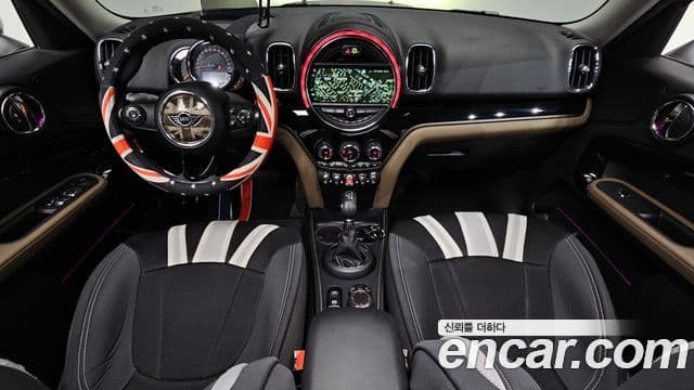 Mini Cooper Countryman 2018 — Şəkil 13/35