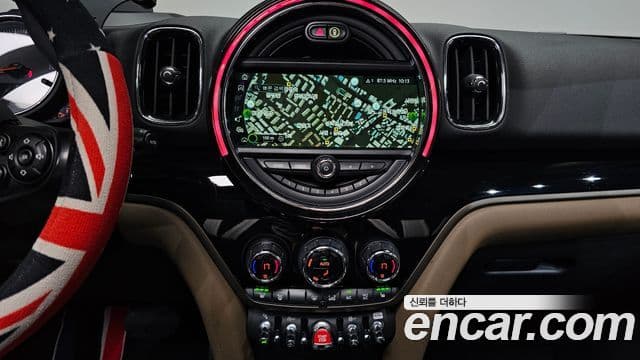 Mini Cooper Countryman 2018 — Şəkil 14/35