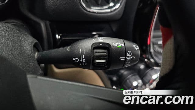 Mini Cooper Countryman 2018 — Şəkil 21/35