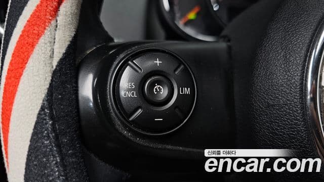Mini Cooper Countryman 2018 — Şəkil 7/35