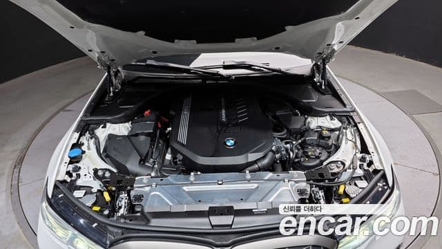 BMW 3 Series 2022 — фото 5 из 20