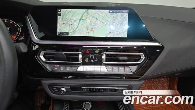 BMW Z4 2020 — фото 11 из 20