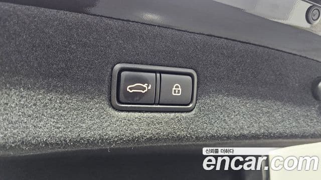 Kia The K9 2019 — фото 17 из 20