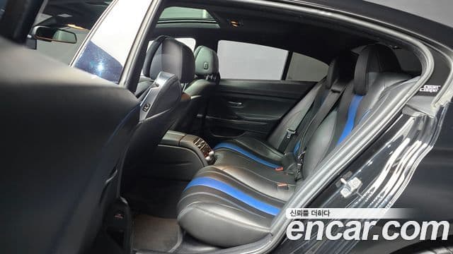 BMW 6 Series 2018 — Şəkil 12/20
