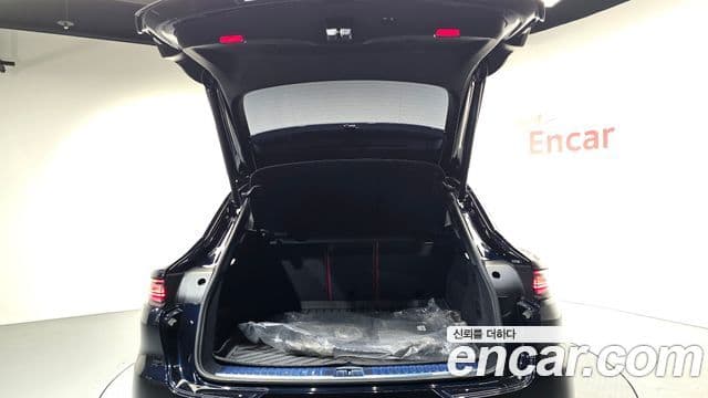 Porsche Cayenne 2023 — Şəkil 17/20