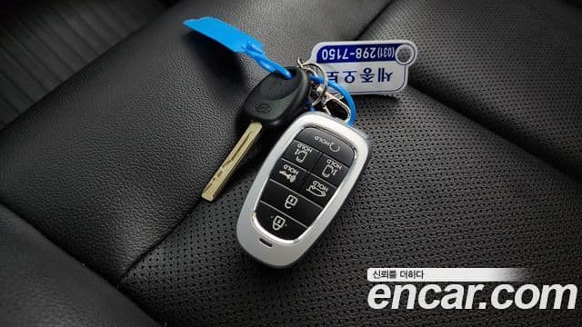 Hyundai Staria 2023 — фото 14 из 20