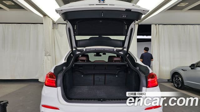 BMW X4 2018 — фото 20 из 20