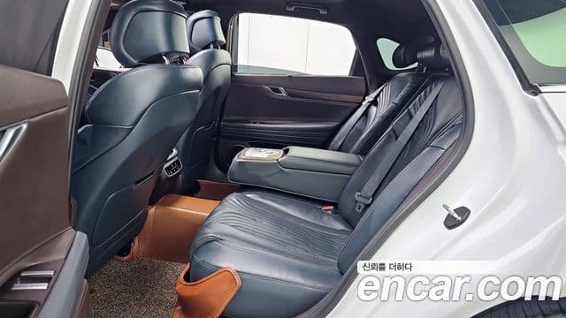 Genesis Electrified G80 2020 — Şəkil 12/20
