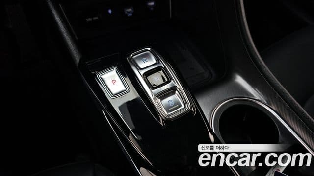 Hyundai Sonata 2020 — ფოტო 9/20