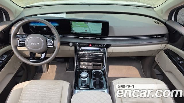 Kia Carnival 2021 — ფოტო 7/20