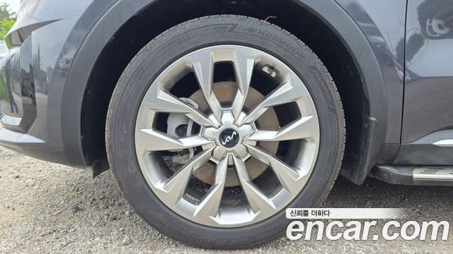 Kia Sorento 2023 — ფოტო 5/20