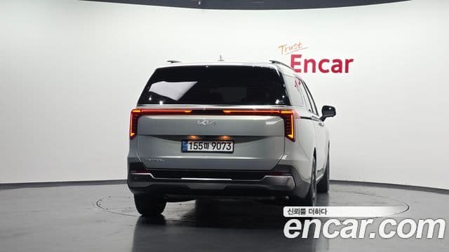 Kia Carnival 2024 — Şəkil 4/20