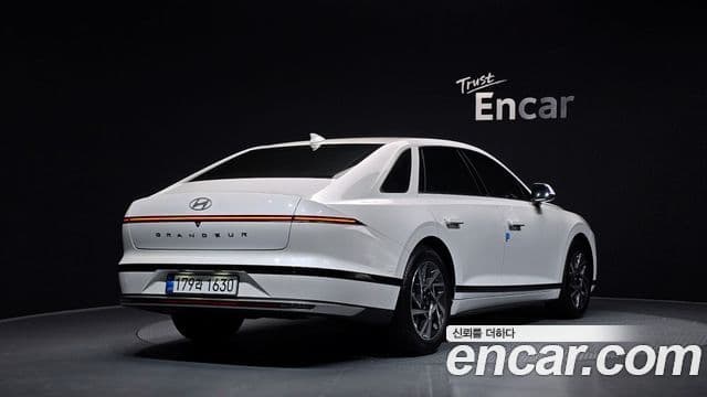 Hyundai Grandeur 2023 — фото 2 из 20