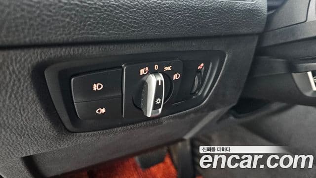 BMW 1 Series 2019 — Şəkil 20/20