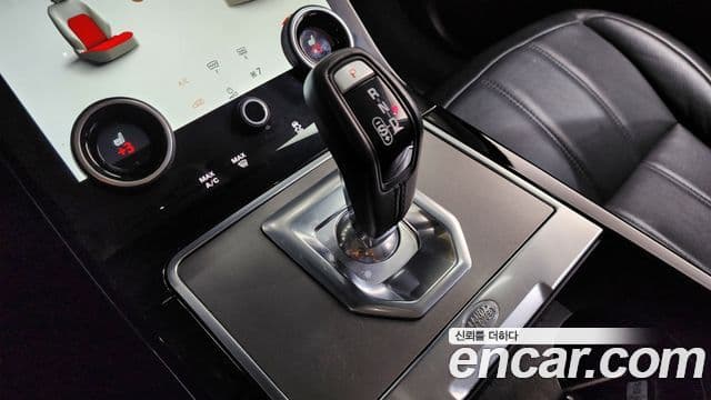 Land Rover Range Rover Evoque 2022 — Фото 9/20