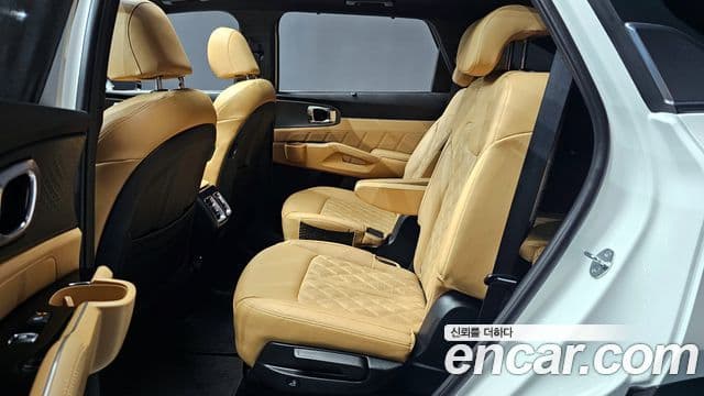 Kia Sorento 2022 — ფოტო 12/20