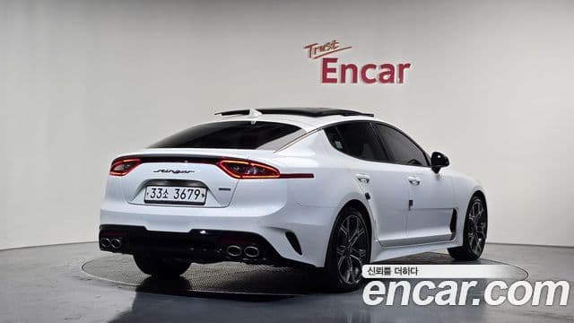 Kia Stinger 2018 — Şəkil 2/20