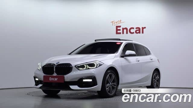 BMW 1 Series, 2022
